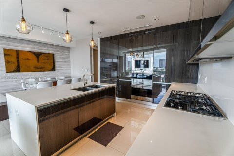 Купить кондоминиум в Авентура, Флорида 3 спальни, 207.92м2, № 2168273 - фото 11