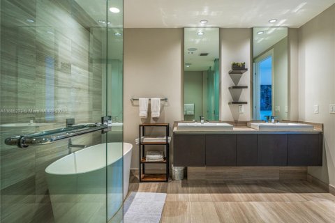 Купить кондоминиум в Авентура, Флорида 3 спальни, 207.92м2, № 2168273 - фото 24