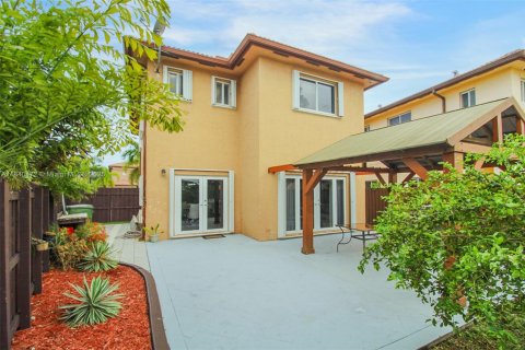 House in Homestead, Florida 4 bedrooms, 168.52 sq.m. № 1830974 - photo 28