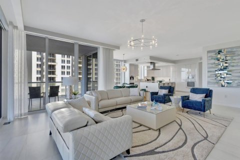 Condo in Riviera Beach, Florida, 3 bedrooms № 2249741 - photo 14