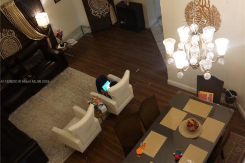 Снять в аренду виллу или дом в Плантация, Флорида 3 спальни, 216.37м2, № 1938897 - фото 24
