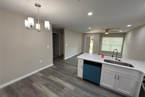 Apartment in Ocala, Florida 2 bedrooms, 90.02 sq.m. № 1882947 - photo 2