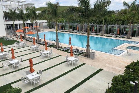 Condominio en alquiler en Doral, Florida, 3 dormitorios, 122.17 m2 № 1930998 - foto 6