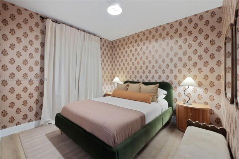 Снять в аренду квартиру в Майами, Флорида 2 спальни, 83.61м2, № 1991473 - фото 1