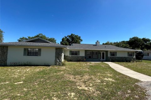 House in Inverness, Florida 2 bedrooms, 164.34 sq.m. № 2216764 - photo 3
