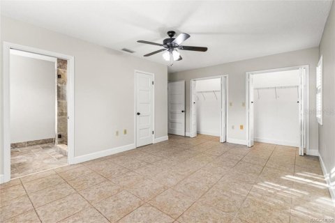 House in Inverness, Florida 2 bedrooms, 164.34 sq.m. № 2216764 - photo 22