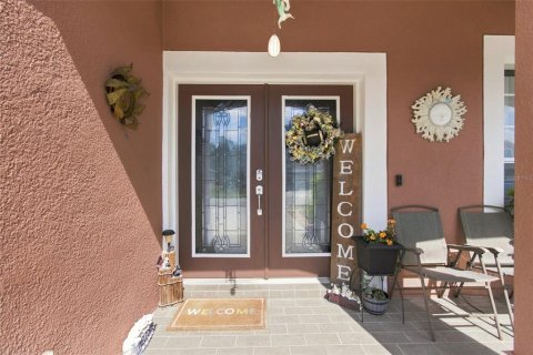 Villa ou maison à vendre à Land O' Lakes, Floride: 4 chambres, 235.88 m2 № 2313504 - photo 7