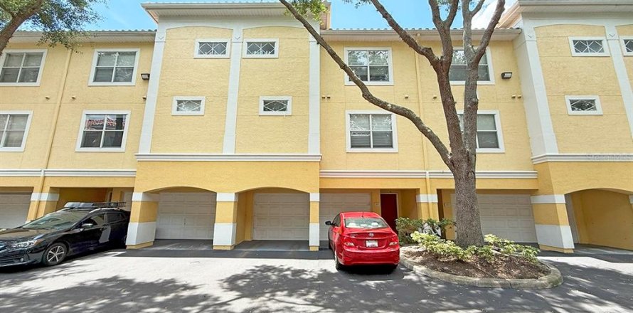 Condominio en Maitland, Florida, 3 dormitorios № 1810127