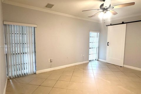 Купить таунхаус в Майами-Лейкс, Флорида 2 спальни, 118.45м2, № 1984123 - фото 14