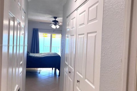 Купить таунхаус в Майами-Лейкс, Флорида 2 спальни, 118.45м2, № 1984123 - фото 21