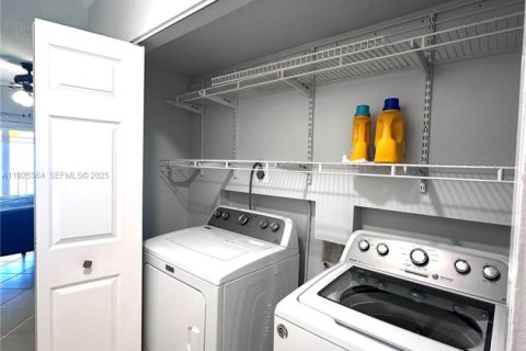 Купить таунхаус в Майами-Лейкс, Флорида 2 спальни, 118.45м2, № 1984123 - фото 22