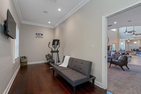 House in Sanford, Florida 4 bedrooms, 343 sq.m. № 2214959 - photo 12