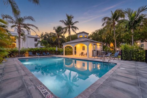 Copropriété à vendre à Dania Beach, Floride: 2 chambres, 95.69 m2 № 2397906 - photo 2