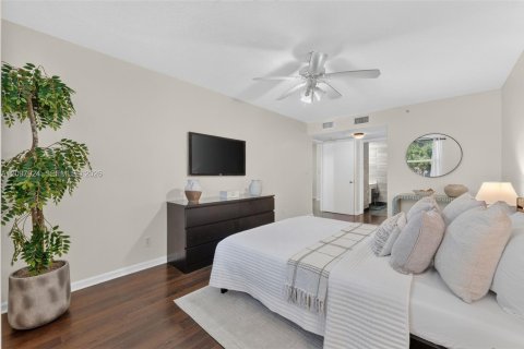 Copropriété à vendre à Dania Beach, Floride: 2 chambres, 95.69 m2 № 2397906 - photo 16