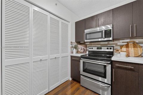 Copropriété à vendre à Dania Beach, Floride: 2 chambres, 95.69 m2 № 2397906 - photo 12