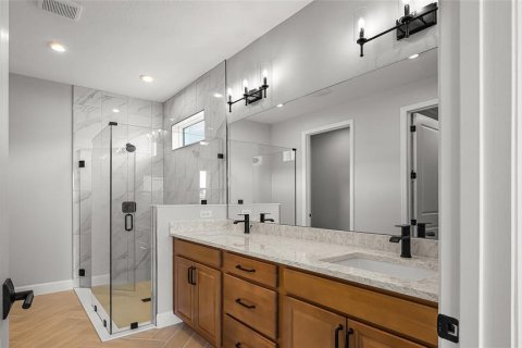 House in Tavares, Florida 2 bedrooms, 133.22 sq.m. № 2354674 - photo 19