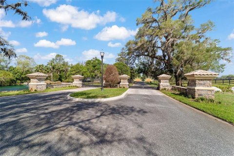 Villa ou maison à vendre à Dunnellon, Floride: 3 chambres, 256.32 m2 № 2099220 - photo 10