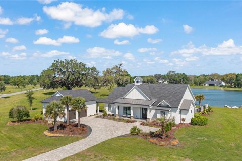 Villa ou maison à Dunnellon, Floride 3 chambres, 256.32 m2 № 2099220
