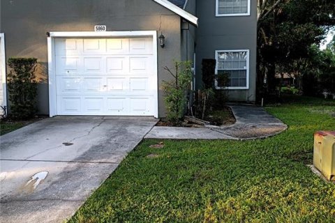 Townhouse in Tampa, Florida 2 bedrooms, 99.41 sq.m. № 1876818 - photo 1