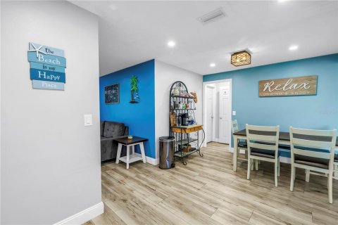 Casa en venta en Largo, Florida, 2 dormitorios, 98.01 m2 № 1841947 - foto 12