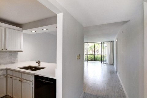 Condo in Boca Raton, Florida, 2 bedrooms  № 2322147