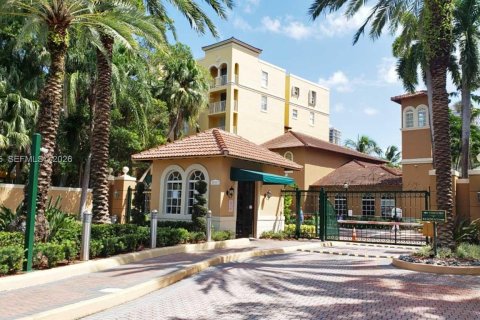 Condo in Aventura, Florida, 2 bedrooms № 2090029 - photo 14