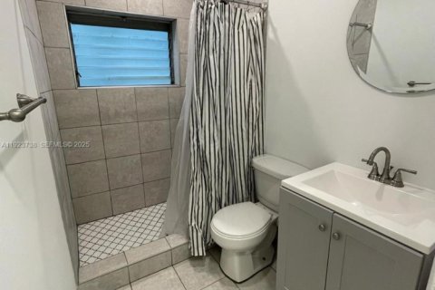 Купить кондоминиум в Майами-Бич, Флорида № 2082857 - фото 11