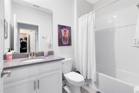 Casa en venta en Winter Springs, Florida, 4 dormitorios, 245.45 m2 № 1855650 - foto 24