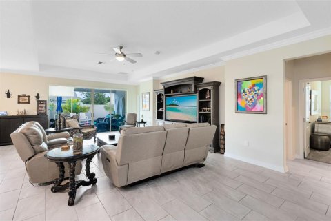 Casa en venta en Winter Springs, Florida, 4 dormitorios, 245.45 m2 № 1855650 - foto 17
