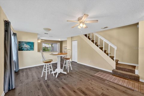 Touwnhouse à vendre à Daytona Beach, Floride: 2 chambres, 116.13 m2 № 1906627 - photo 4