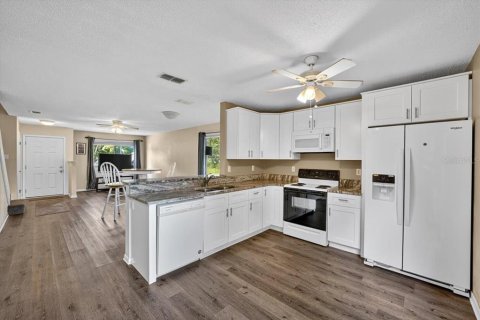 Touwnhouse à vendre à Daytona Beach, Floride: 2 chambres, 116.13 m2 № 1906627 - photo 6