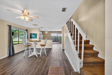 Touwnhouse à vendre à Daytona Beach, Floride: 2 chambres, 116.13 m2 № 1906627 - photo 3