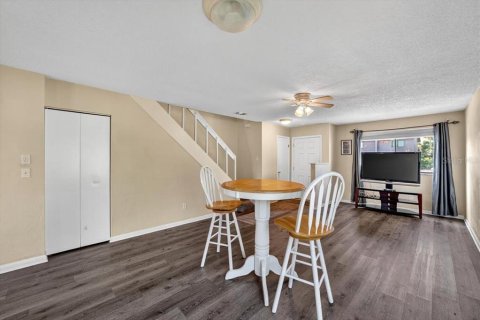 Touwnhouse à vendre à Daytona Beach, Floride: 2 chambres, 116.13 m2 № 1906627 - photo 5