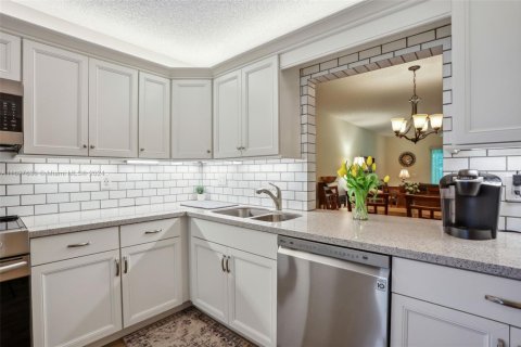 Copropriété à vendre à Stuart, Floride: 2 chambres, 127.28 m2 № 1977873 - photo 6