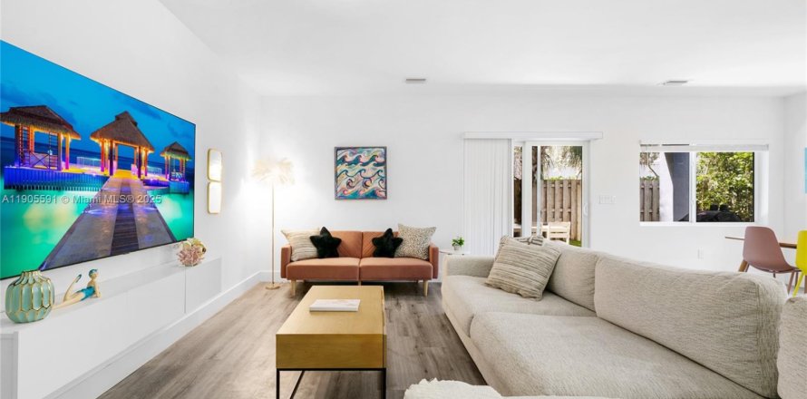 Townhouse in Pompano Beach, Florida 3 bedrooms, 183.02 sq.m. № 1956231