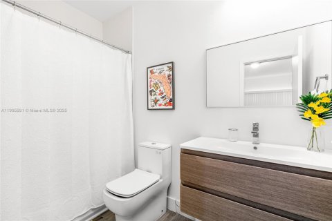 Townhouse in Pompano Beach, Florida 3 bedrooms, 183.02 sq.m. № 1956231 - photo 23