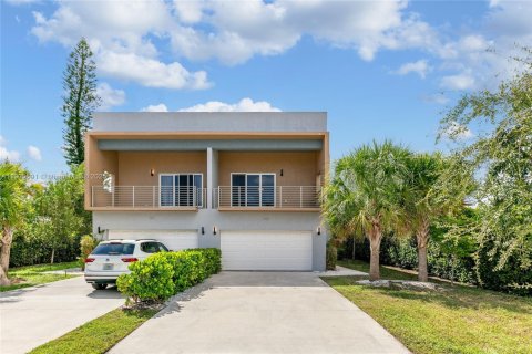 Townhouse in Pompano Beach, Florida 3 bedrooms, 183.02 sq.m. № 1956231 - photo 2