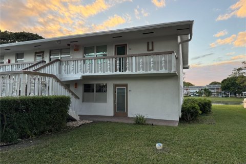 Condo in Deerfield Beach, Florida, 2 bedrooms  № 2005200 - photo 9