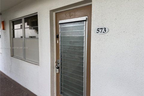 Купить кондоминиум в Дирфилд-Бич, Флорида 2 спальни, 76.18м2, № 2005200 - фото 14