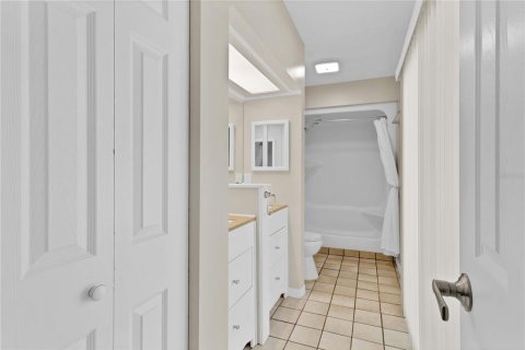 Villa ou maison à vendre à Port Orange, Floride: 4 chambres, 201.6 m2 № 1625244 - photo 14