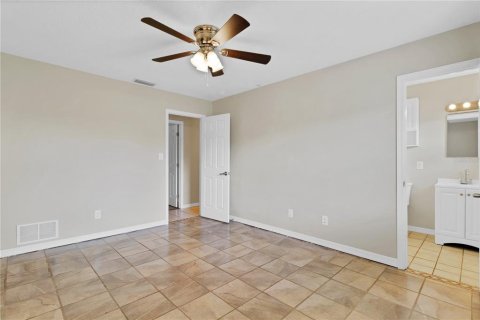 Villa ou maison à vendre à Port Orange, Floride: 4 chambres, 201.6 m2 № 1625244 - photo 23