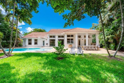 Casa en Weston, Florida 4 dormitorios, 331.48 m2 № 2085757
