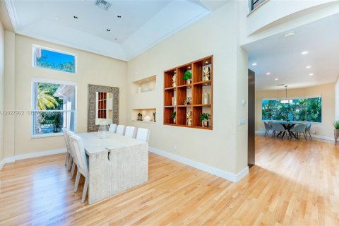 Casa en alquiler en Weston, Florida, 4 dormitorios, 331.48 m2 № 2085757 - foto 13