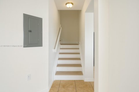 Condominio en venta en Doral, Florida, 3 dormitorios, 119.29 m2 № 1943601 - foto 10