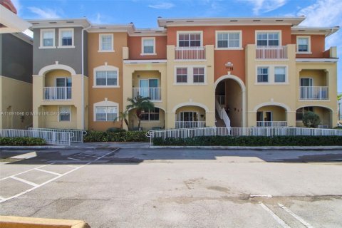 Condominio en venta en Doral, Florida, 3 dormitorios, 119.29 m2 № 1943601 - foto 24