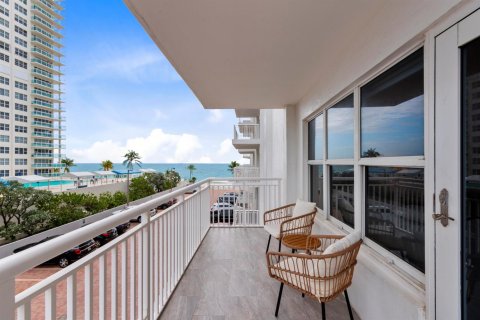 Condominio en venta en Fort Lauderdale, Florida, 1 dormitorio, 91.04 m2 № 2171829 - foto 10
