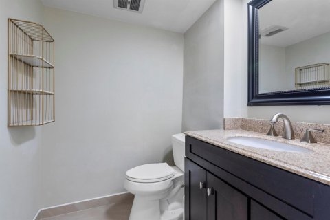 Condominio en venta en Fort Lauderdale, Florida, 1 dormitorio, 91.04 m2 № 2171829 - foto 17