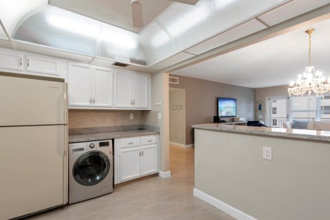 Condominio en venta en Fort Lauderdale, Florida, 1 dormitorio, 91.04 m2 № 2171829 - foto 14