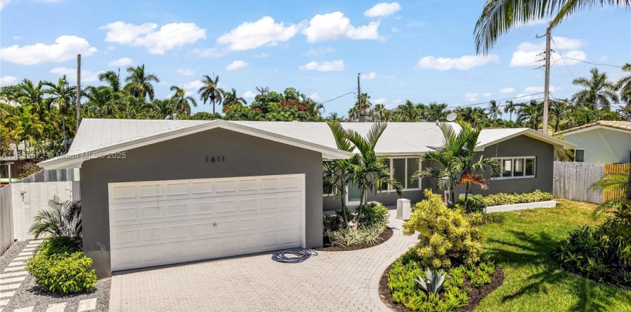 Casa en Oakland Park, Florida 3 dormitorios, 166.48 m2 № 1888118