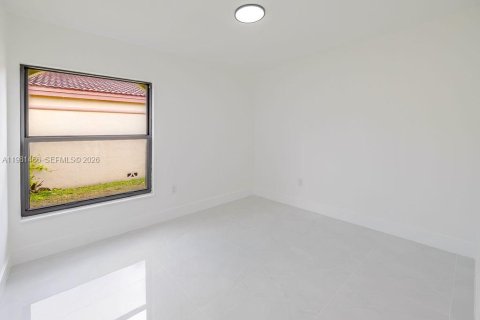 Купить виллу или дом в Майами, Флорида 3 спальни, 127.46м2, № 2043472 - фото 13